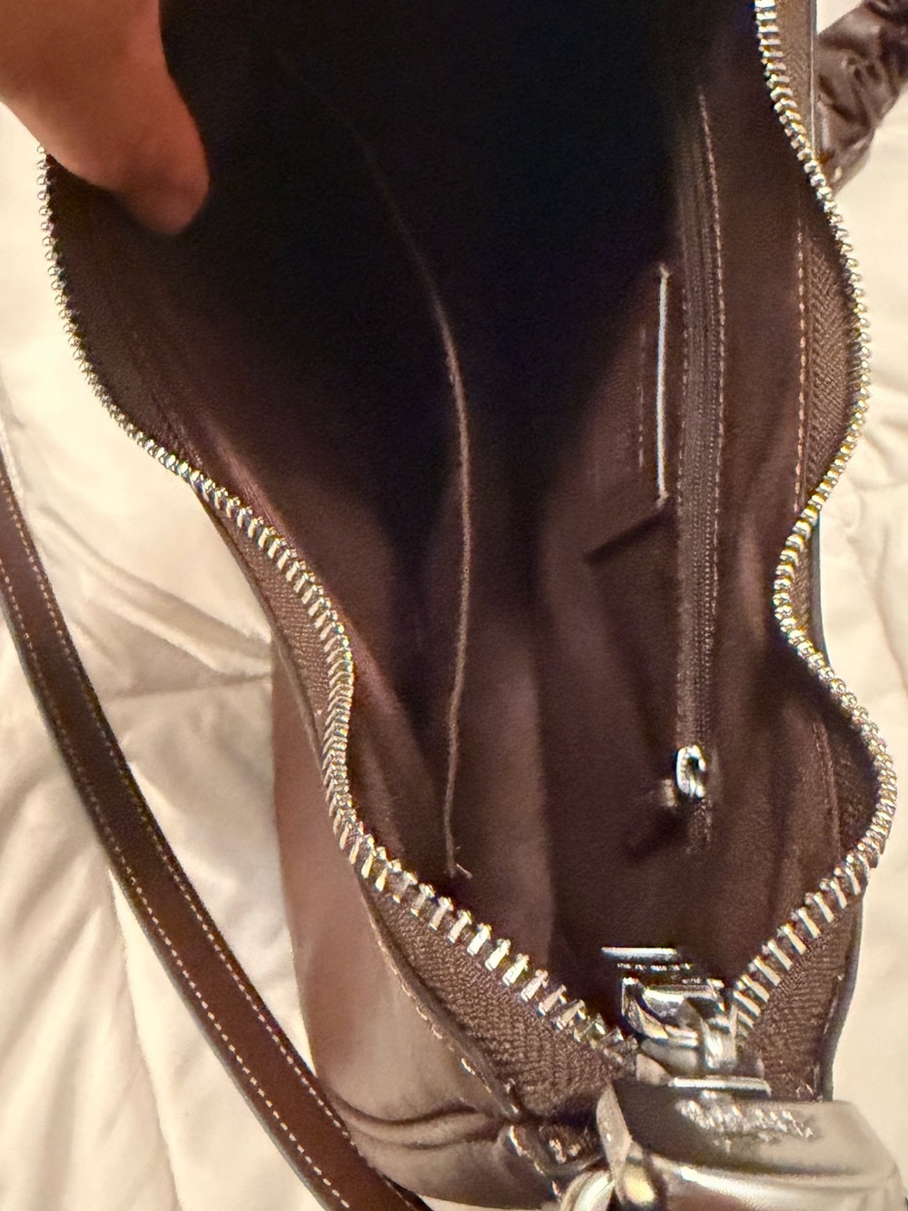 Coach Brown Leather Hobo Shoulder Bag with Scrunch Handle - Picture 3 of 6